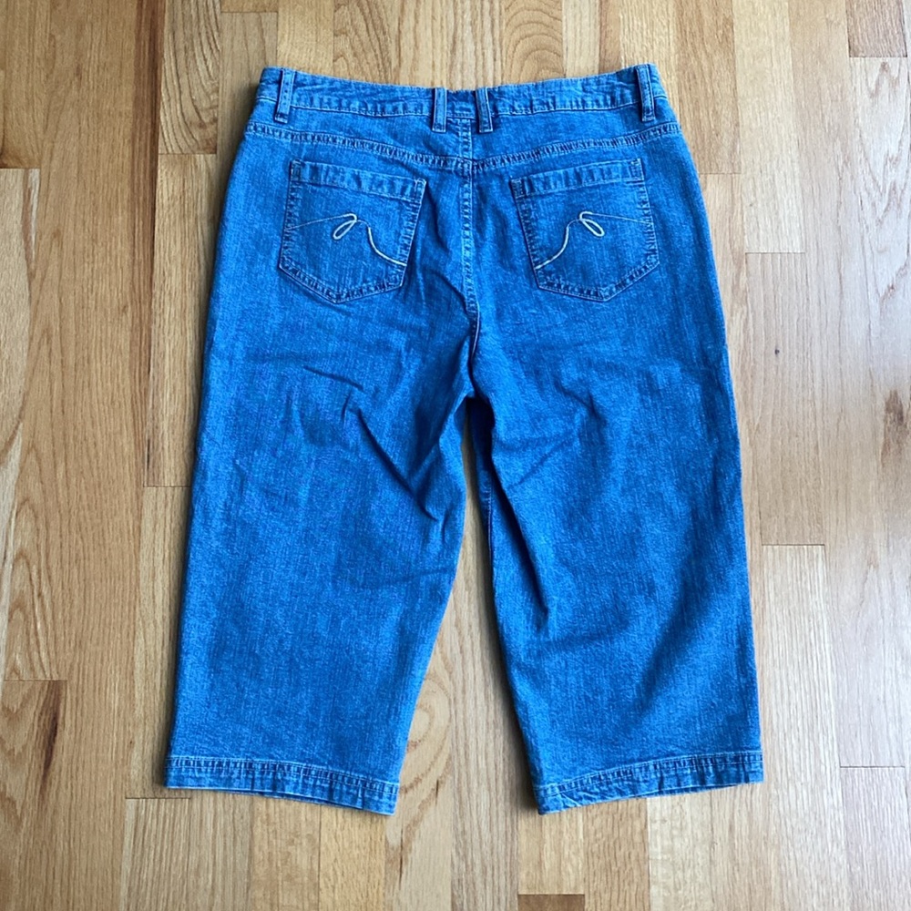 Capris - Picture 2 of 2